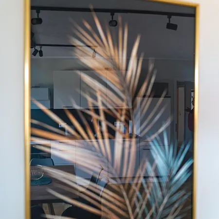 Nadine Petschler Apartment *