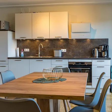 Apartment Nadine Petschler *